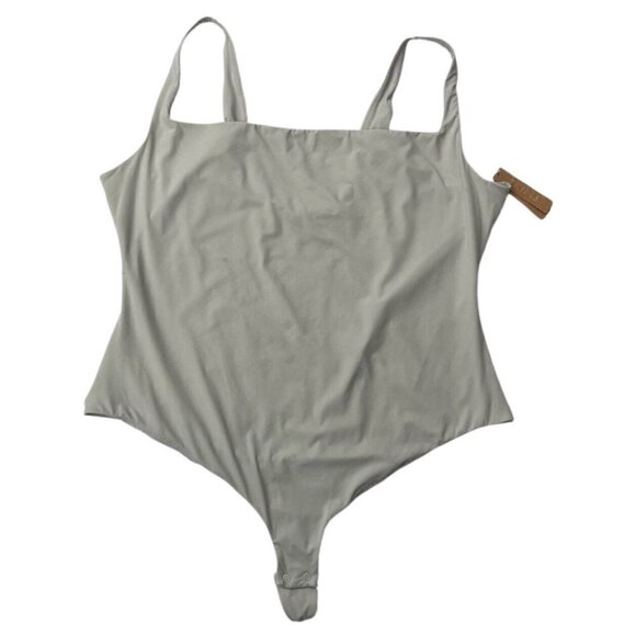 Skims Fits Everybody Square Neck Sleeveless Bodysuit Size 4X Talc BS-SCN-0294 - Picture 1 of 7